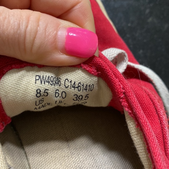 Pro keds lace up sneakers red worn several times very comfortable size 8 1/2 - Picture 5 of 5